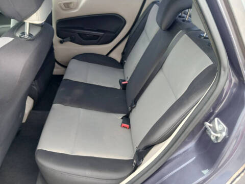 2013 Ford Fiesta S