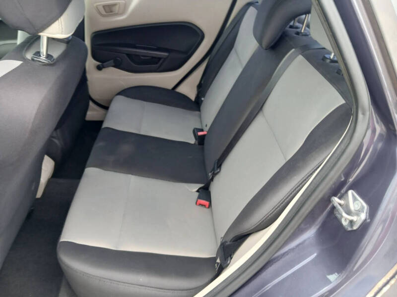 2013 Ford Fiesta S