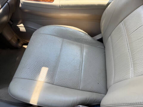 2002 Nissan Pathfinder LE