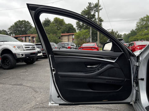 2014 BMW 5 Series 528i