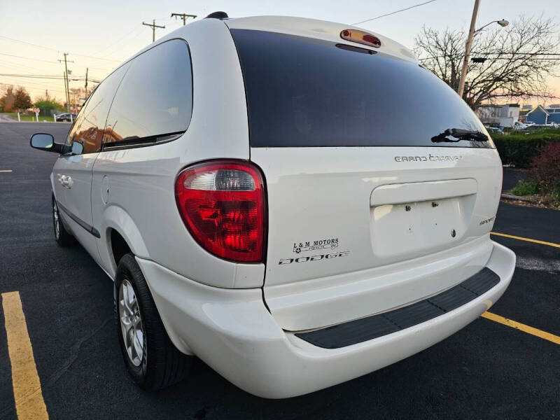 2002 Dodge Grand Caravan Sport photo 7