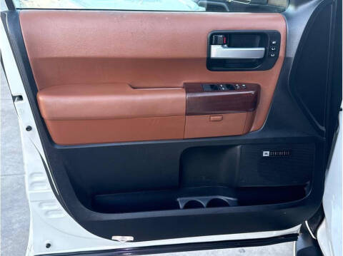 2016 Toyota Sequoia Platinum