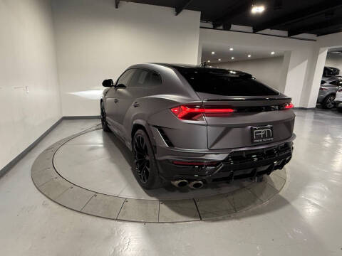 2023 Lamborghini Urus S