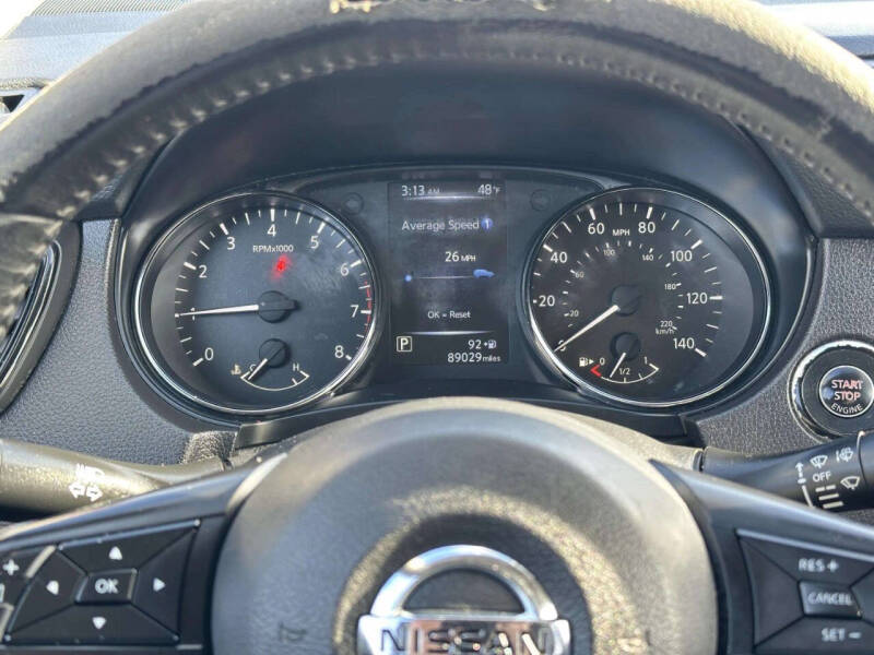 2017 Nissan Rogue SV