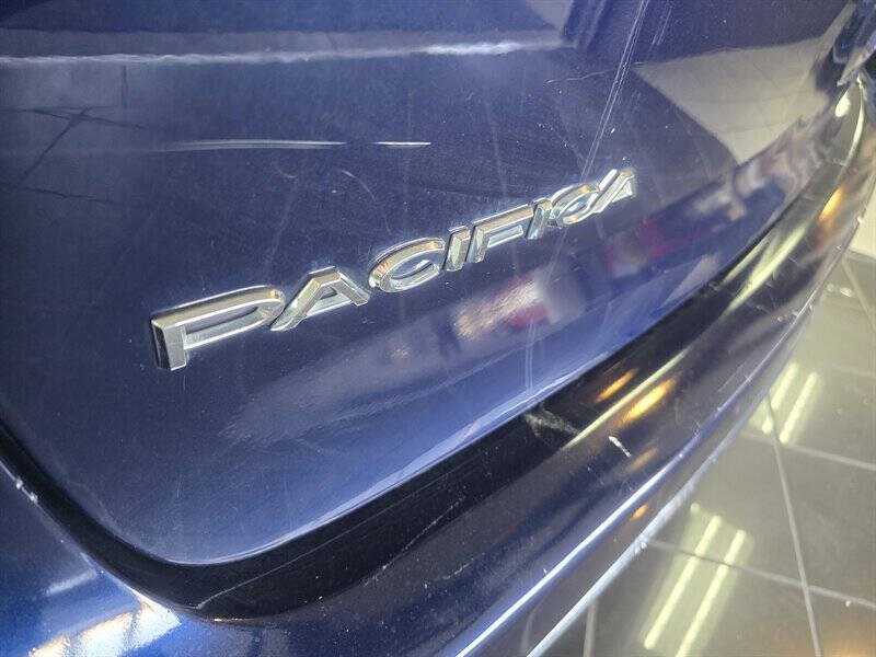 2020 Chrysler Pacifica Touring L