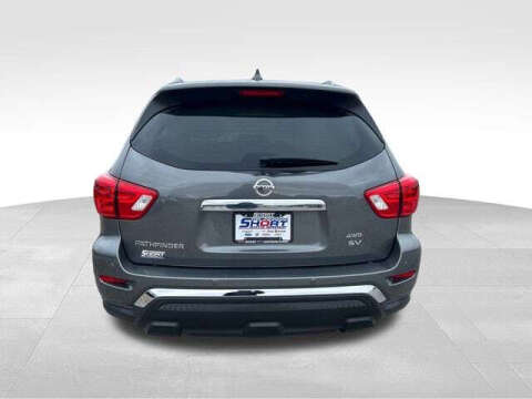 2019 Nissan Pathfinder SV