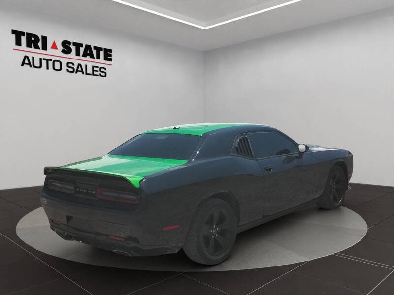 2017 Dodge Challenger SXT