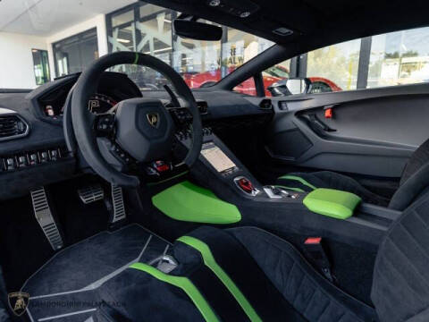 2024 Lamborghini Huracan STO