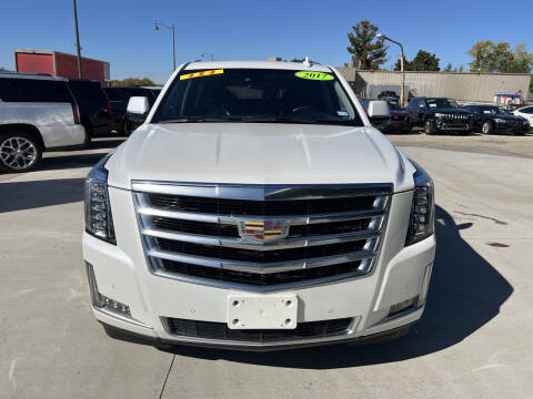 2017 Cadillac Escalade ESV Luxury