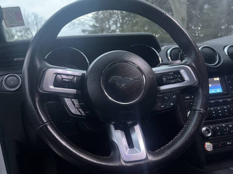 2015 Ford Mustang V6