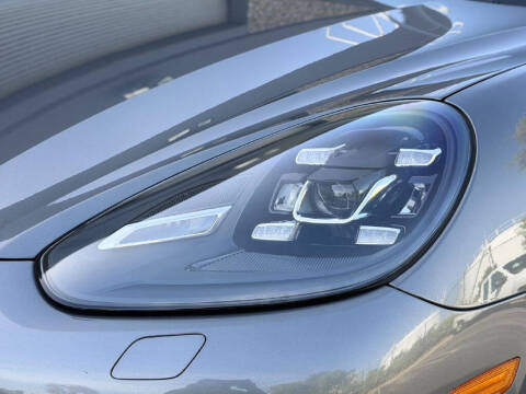 2017 Porsche Cayenne GTS