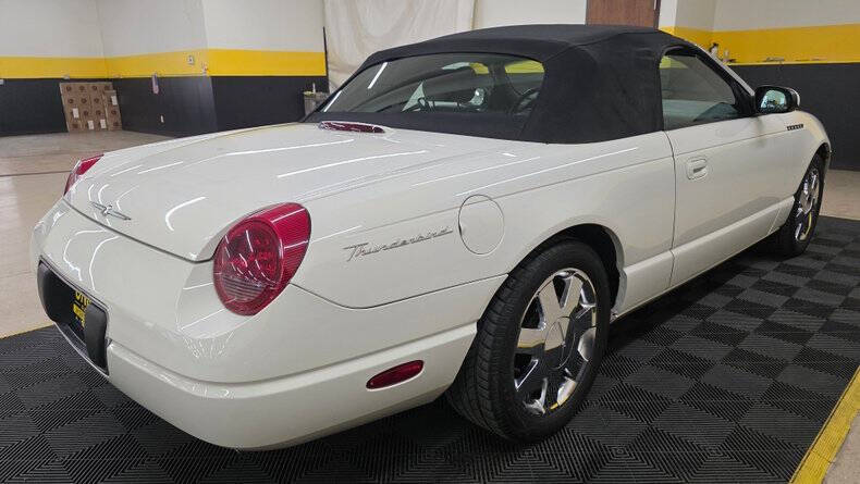 2002 Ford Thunderbird Deluxe