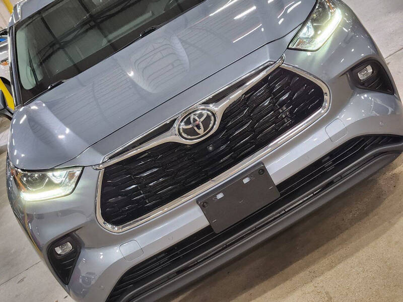 2022 Toyota Highlander Limited