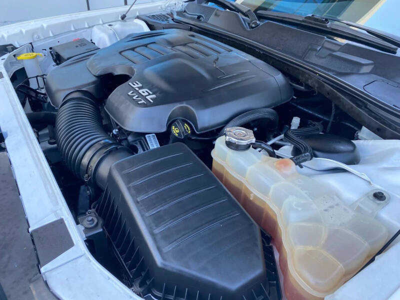 2020 Dodge Challenger SXT