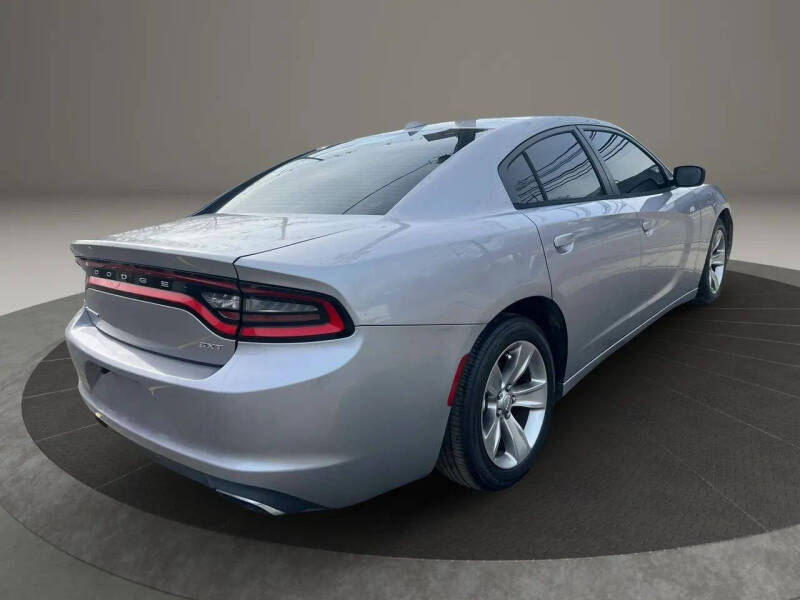2016 Dodge Charger SXT