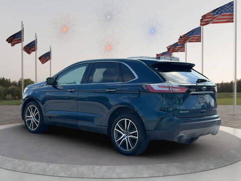 2020 Ford Edge Titanium