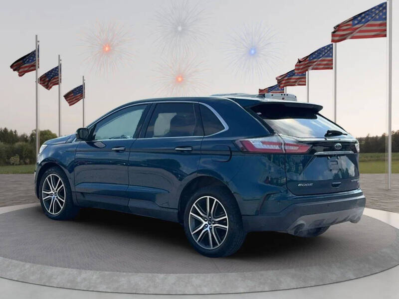 2020 Ford Edge Titanium