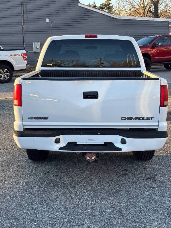 2003 Chevrolet S-10 LS