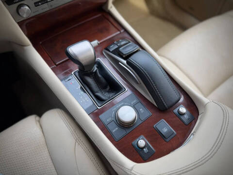 2017 Lexus LS 460