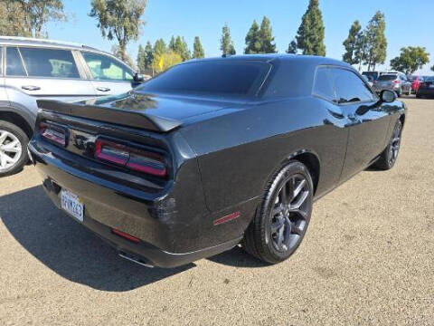 2020 Dodge Challenger SXT