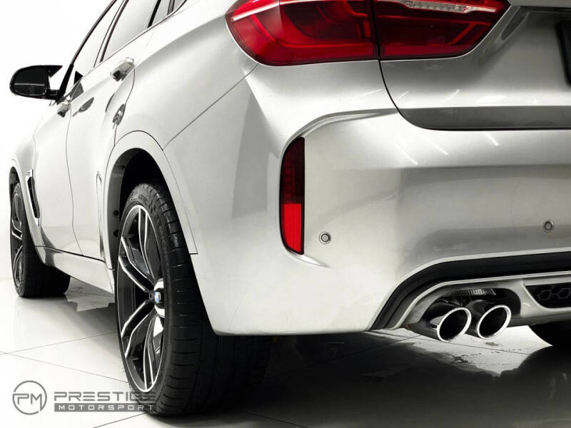 2015 BMW X6 M