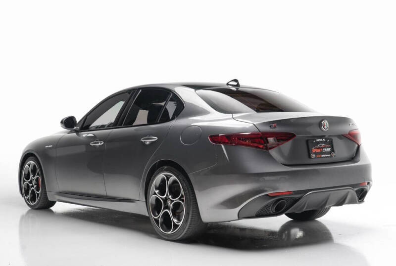 2022 Alfa Romeo Giulia Veloce
