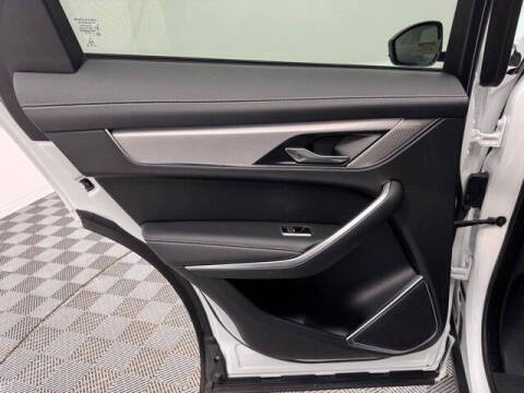 2024 Jaguar F-PACE P250 R-Dynamic S