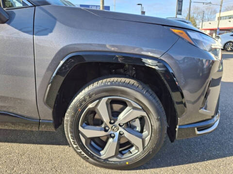 2025 Toyota RAV4 Plug-in Hybrid SE