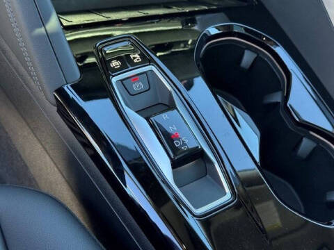 2025 Audi Q5 quattro Premium TFSI