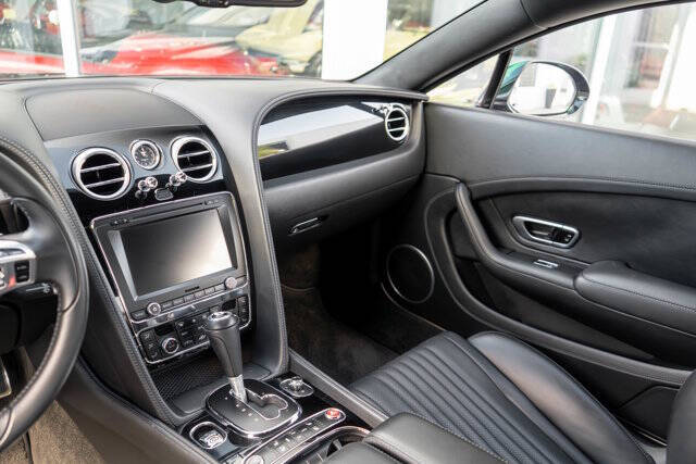 2016 Bentley Continental 16