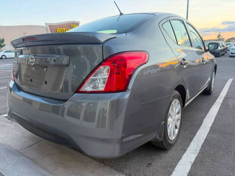 2018 Nissan Versa