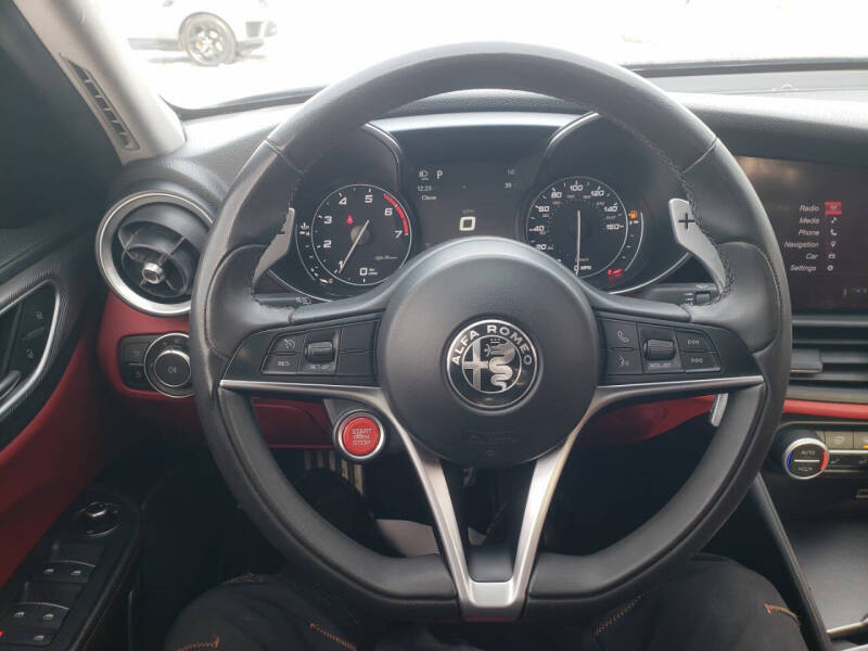 2017 Alfa Romeo Giulia Ti