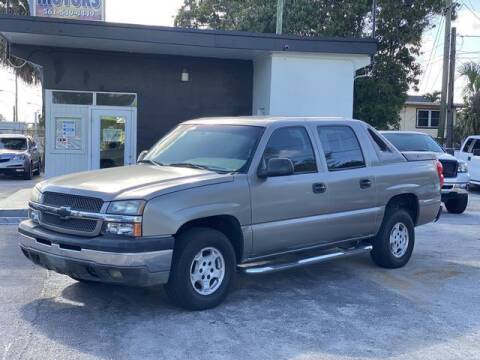 2003 Chevrolet Avalanche for sale at BC Motors in West Palm Beach FL