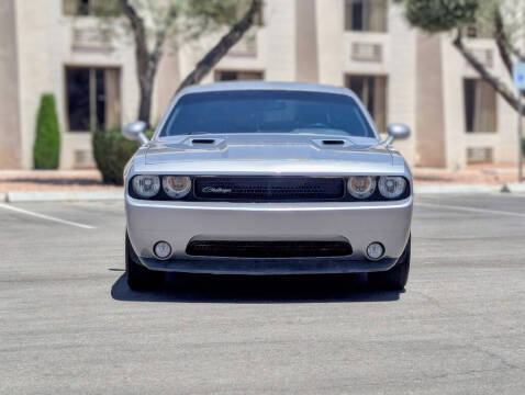 2014 Dodge Challenger SXT