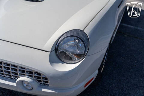 2002 Ford Thunderbird Deluxe