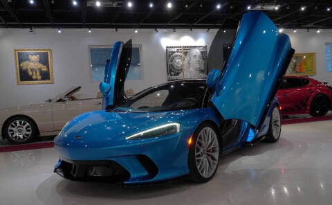 2022 McLaren GT