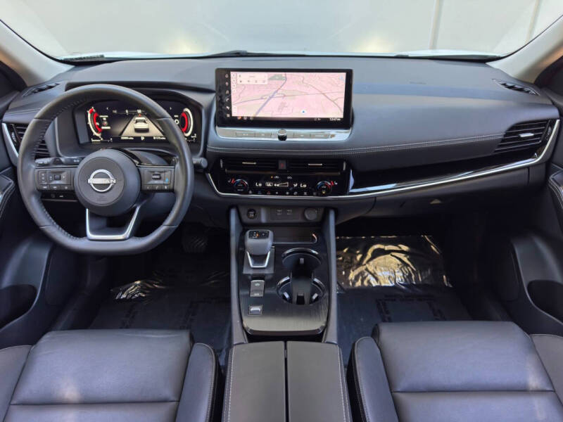 2024 Nissan Rogue SL