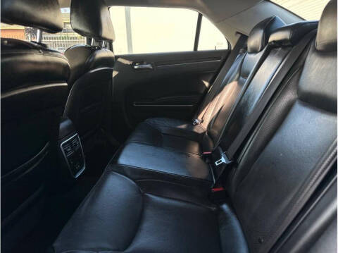 2019 Chrysler 300 Limited