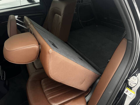 2018 Audi Q5 2.0T quattro Premium Plus