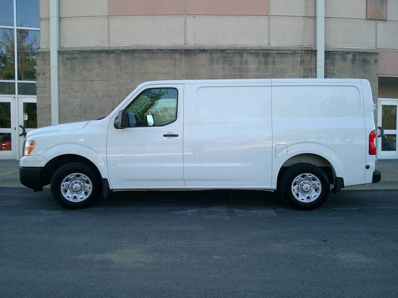 2019 Nissan NV 2500 HD SV
