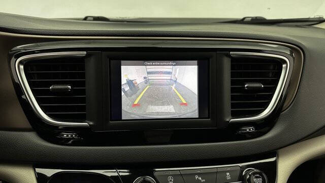 2019 Chrysler Pacifica LX