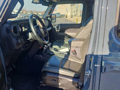 2024 Jeep Gladiator Mojave X