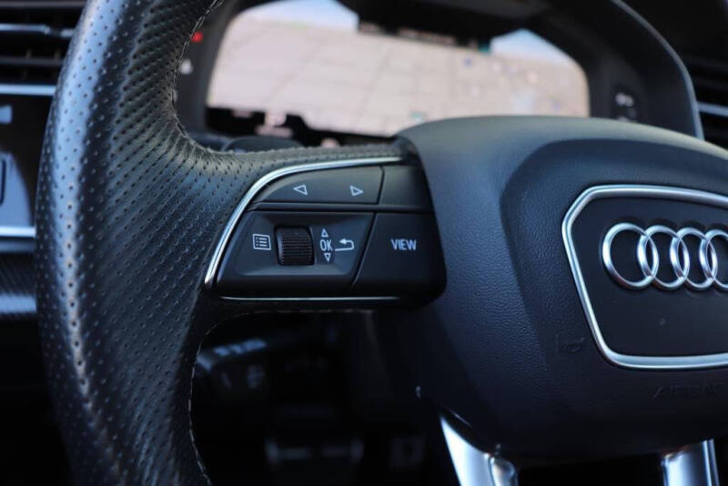 2023 Audi SQ8 4.0T quattro Prestige