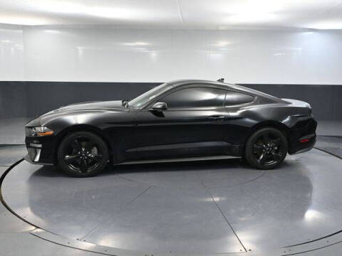 2022 Ford Mustang EcoBoost