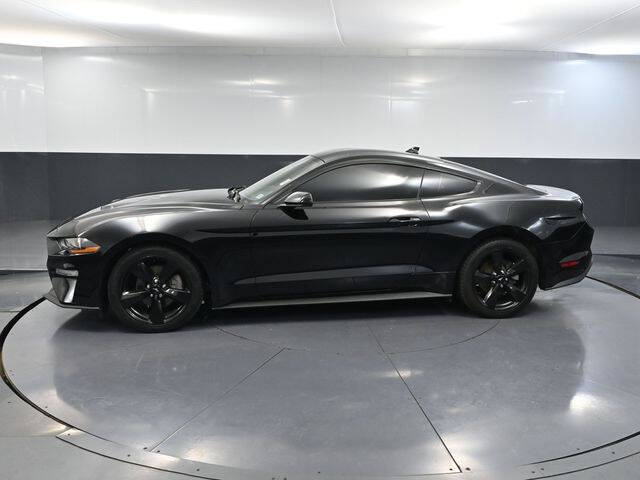 2022 Ford Mustang EcoBoost