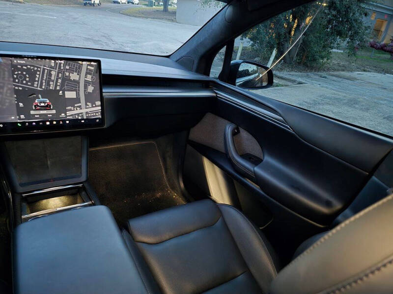 2022 Tesla Model X Plaid