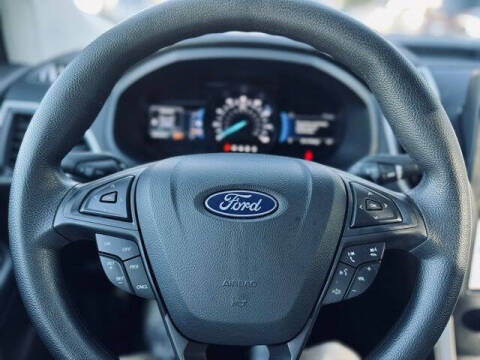 2022 Ford Edge SE