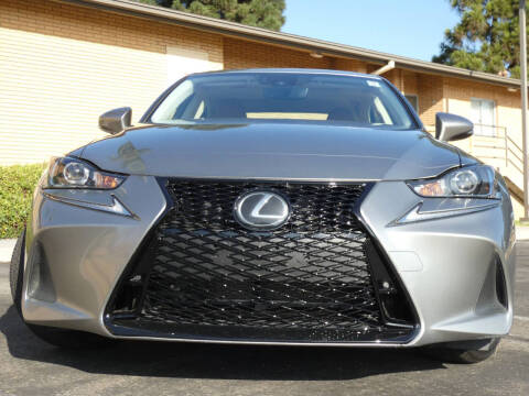 2018 Lexus IS 300