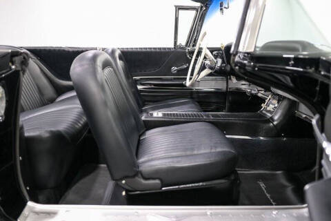 1960 Ford Thunderbird