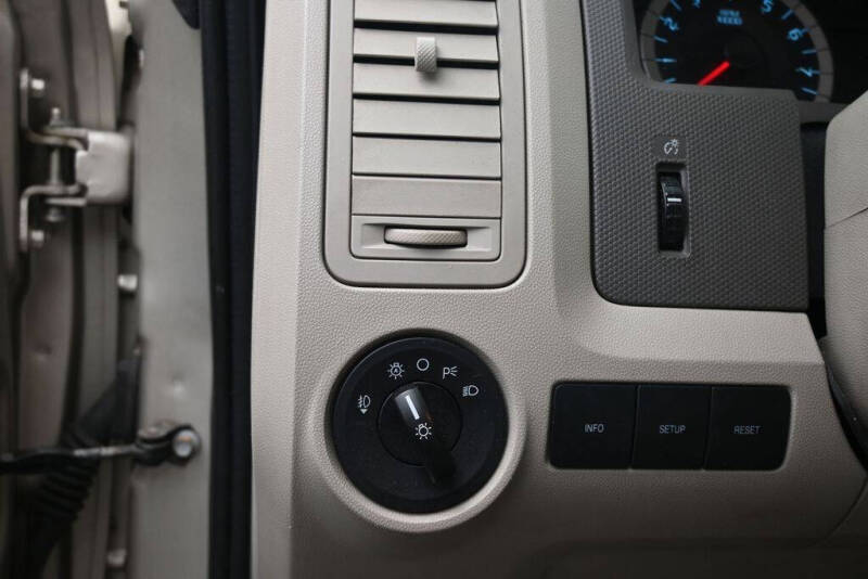 2010 Ford Escape XLT